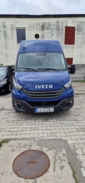 Autoutilitara Iveco Daily 35S18V