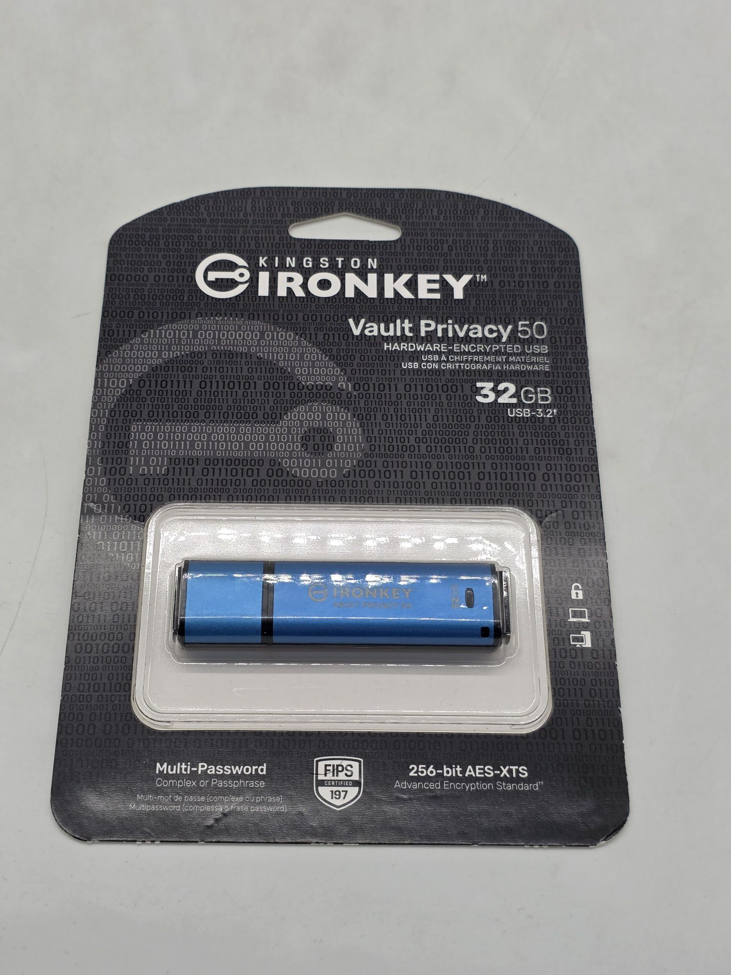 Memorie USB Kingston IronKey Vault Privacy 50, 32GB , USB-C, Blue