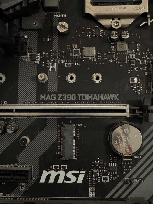 Процесор I9-9900KF/ MSI Z390 TOMAHAWK/ Рам 32GB 4000MHz CL18 + подарък