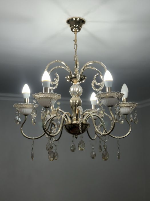 Продам люстру , разные