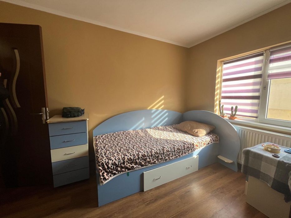 Mobila dormitor pat de o persoana