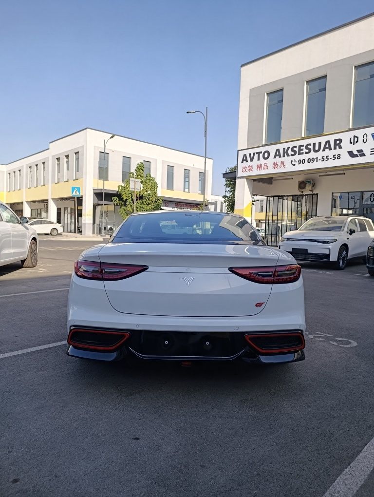 NETA GT 560 – Sport elektromobil, 560 km masofa