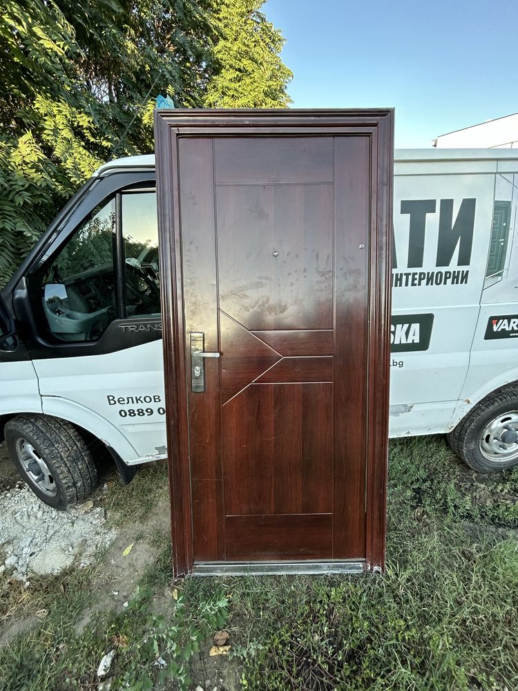 Входна врата 95/205