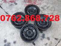 vand 4 jante pe 14" pentru nissan micra pret 500lei toate4