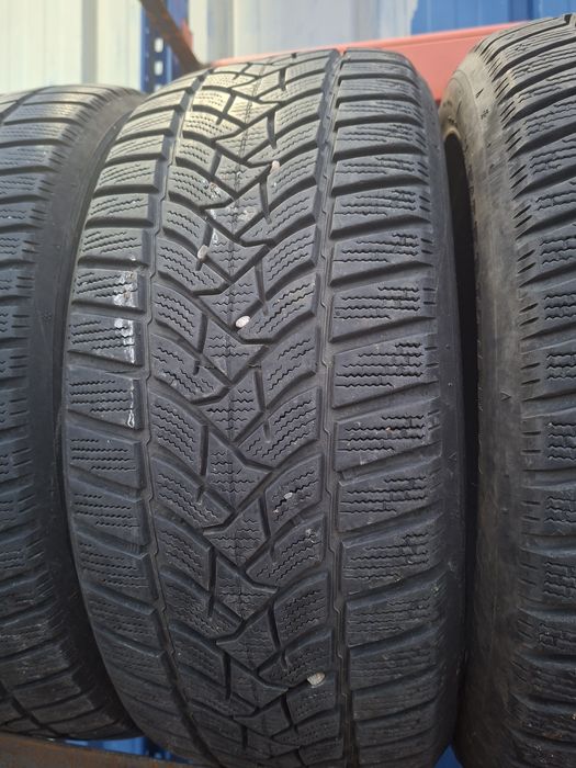 Anvelope m+s cu fulg pe ele 205 50 r17 Dunlop