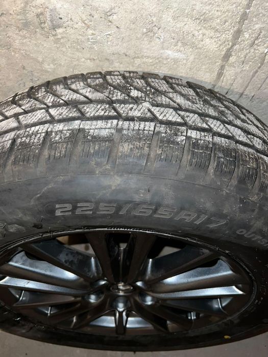 Джанти със зимни гуми Мазда 17