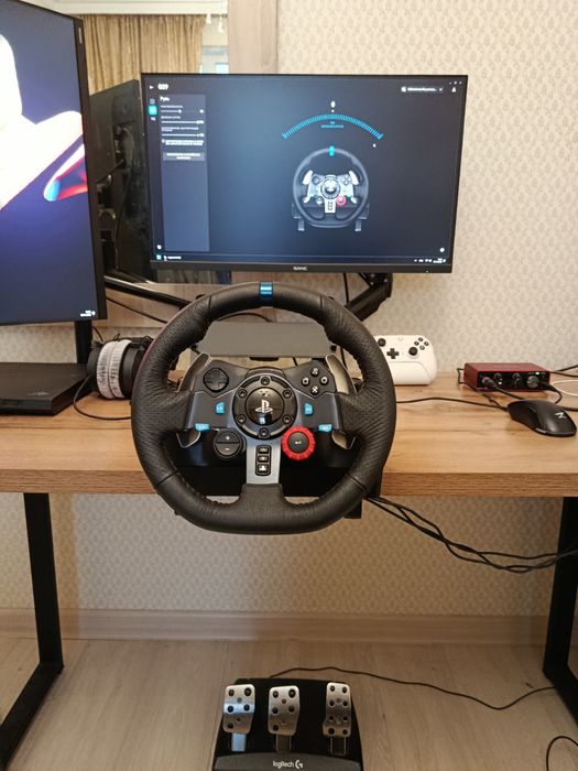 Продаю руль Logitech g29 в отличном состоянии