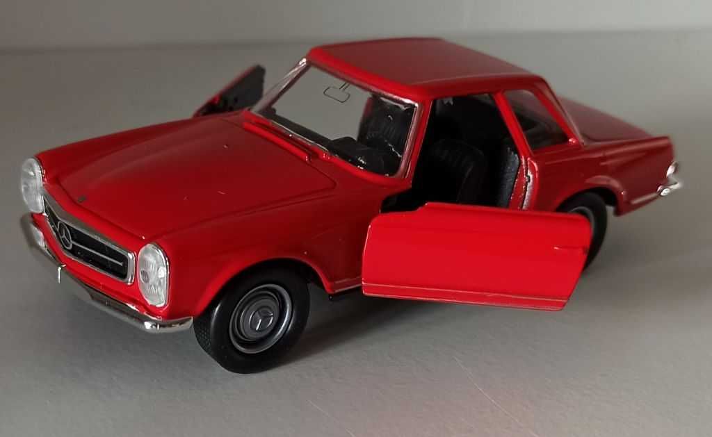 Macheta Mercedes Benz 230 SL W113 1963 rosu - Welly 1/36