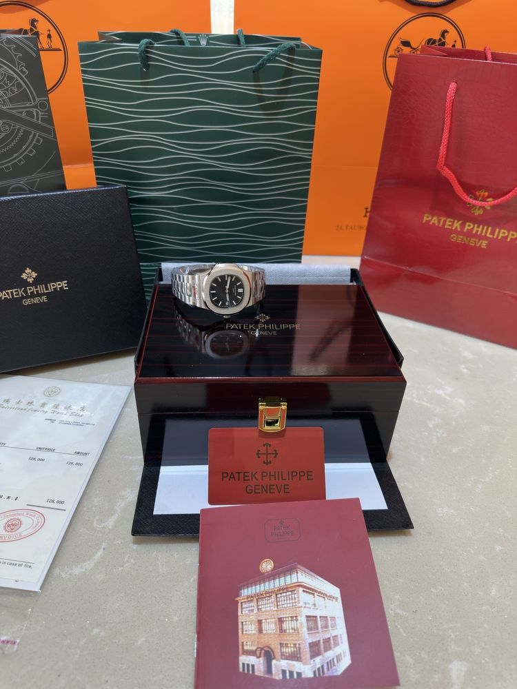 Ceas Patek Philippe Nautilius 40mm Silver/Black Dial/Full Box