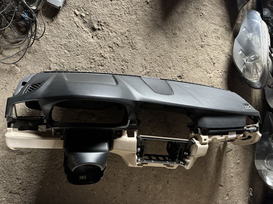 Арматурно табло бмв 5, ф10/11(armaturno tablo bmw 5, f10/11)