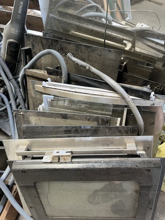 Vand diverse usi de cuptoare electrice / geamuri  Whirlpool /bosch etc