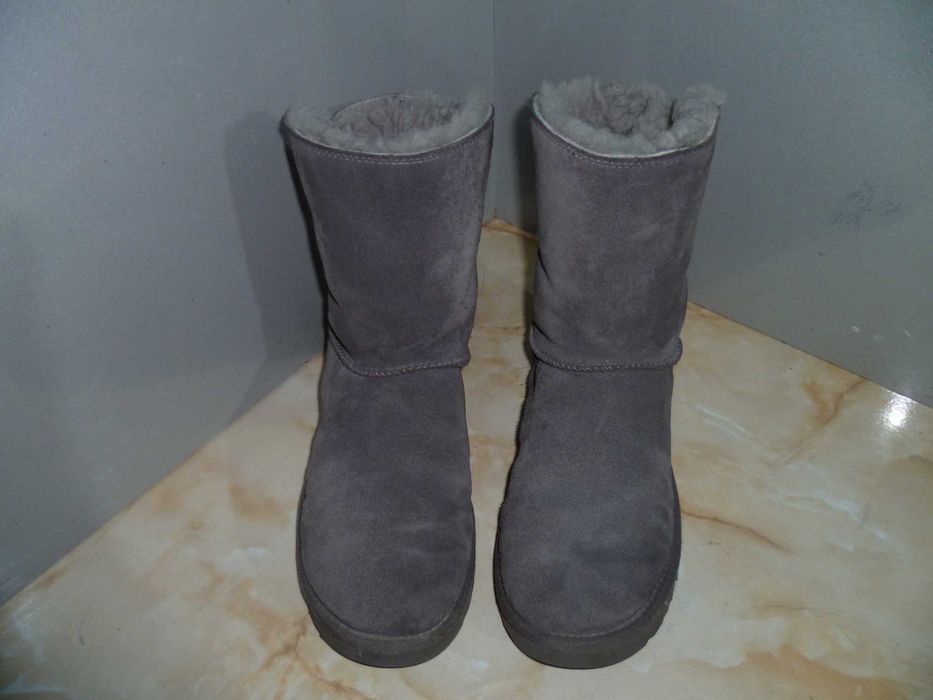 UGG оригинални ботуши №40