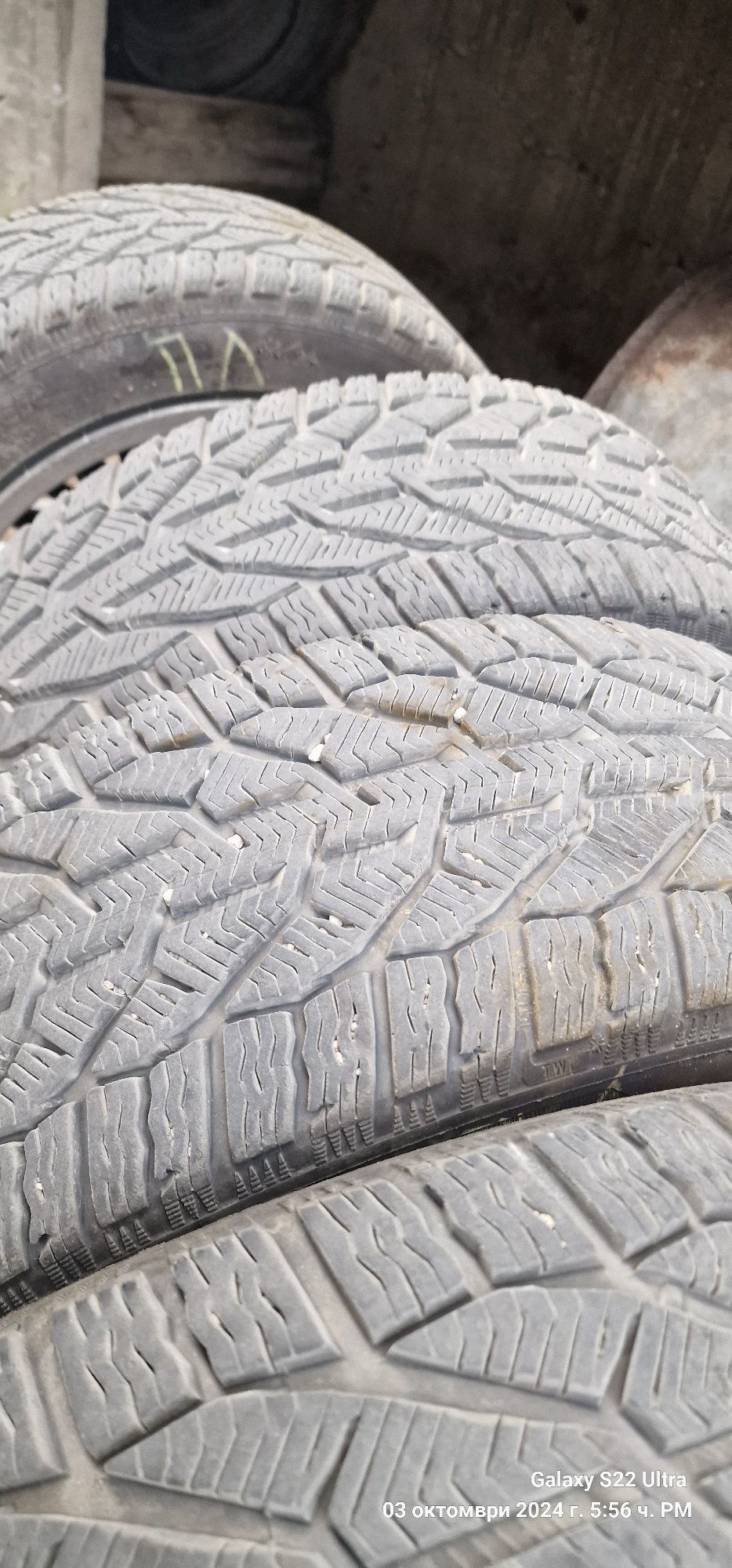 Зимни гуми за BMW  17"