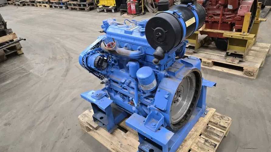 Motor complet excavator Iveco 8041 - Piese motor Iveco