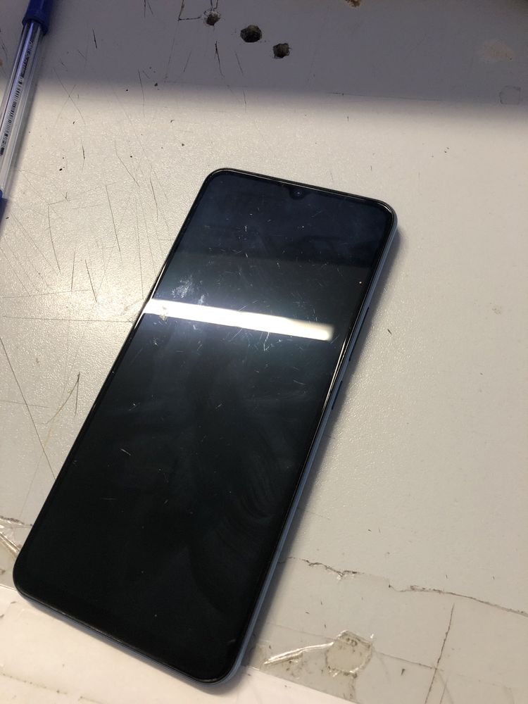 Смартфон Vivo v21e