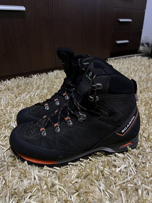 Bocanci Scarpa nr.45