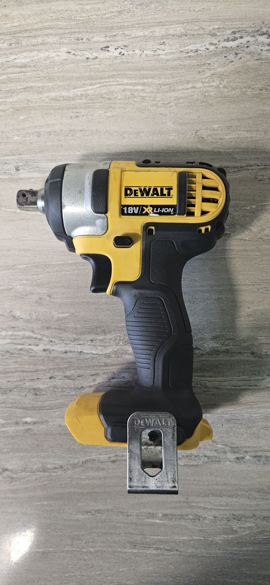 Dewalt Гайковерт DCF880 18V.