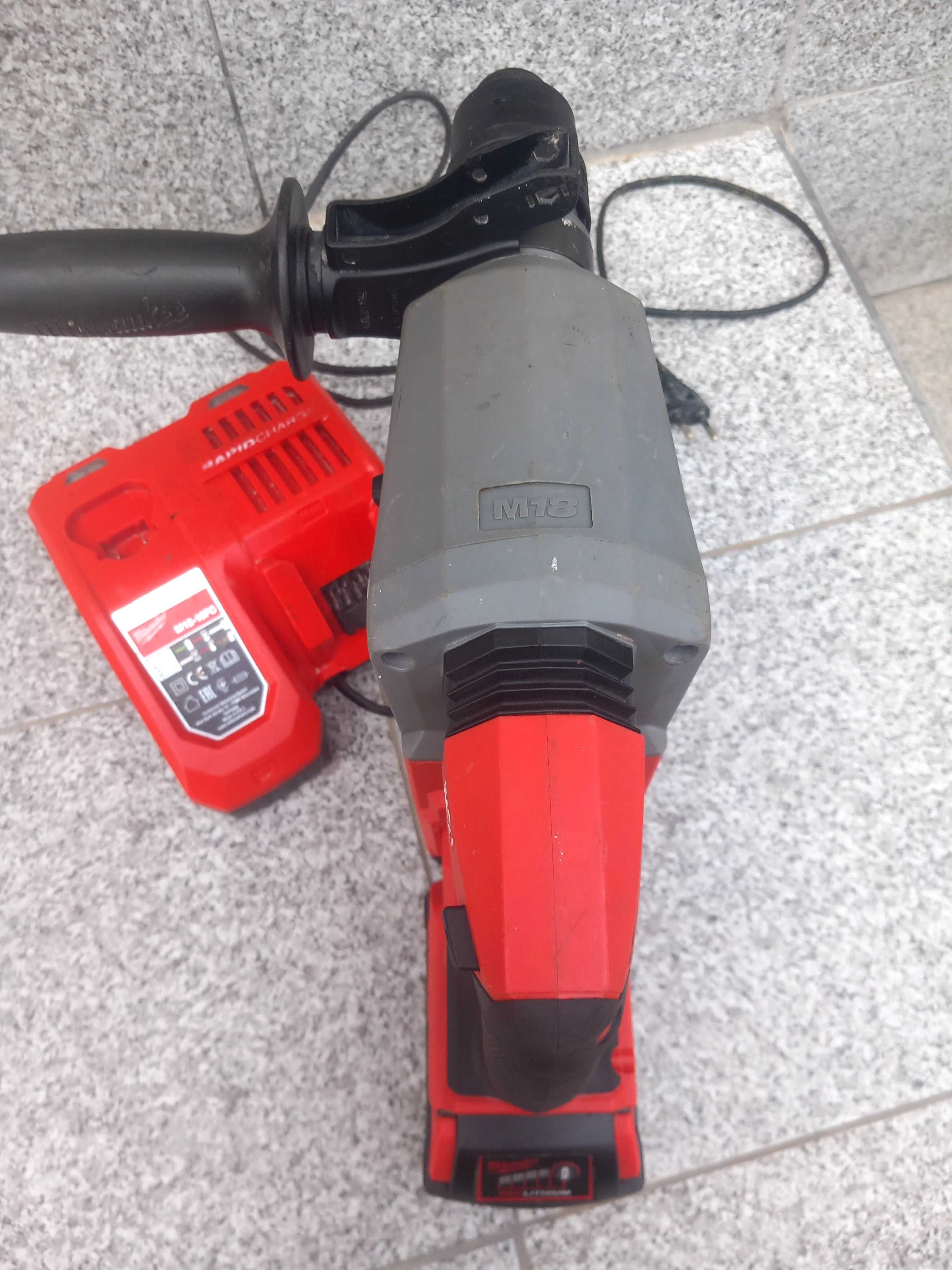 Milwaukee M18 ONEFHX Перфоратор