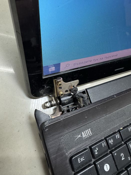 Лаптоп ASUS X53B