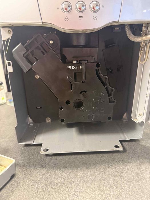 Saeco Incanto Кафемашина