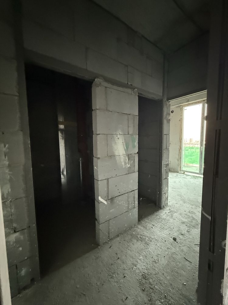 Xon Saroy “Salom Qo’yliq” Kadastr Bor. 47kv 37 + 10 balkon 14-qavatda