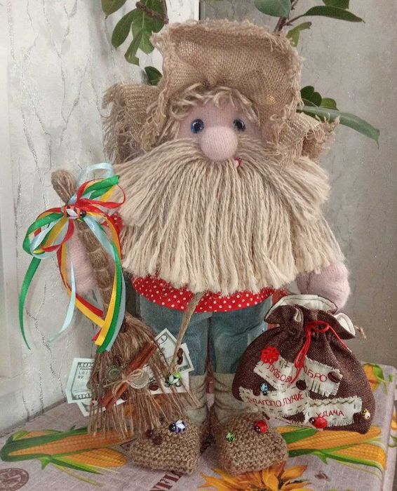 Сувениры и игрушки ручной работы