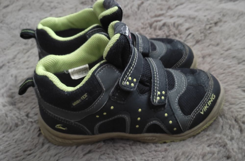Pantofi Viking GoreTex, mărimea 29