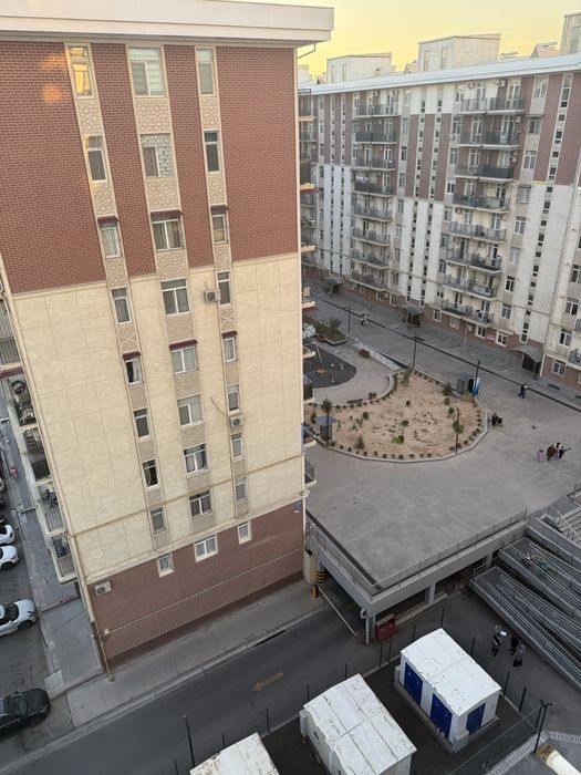 Продается новая большая квартира в новостройке в отличном месте