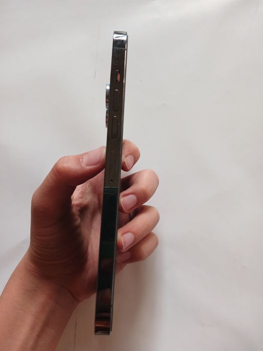 Iphone 13 pro max sotiladi!