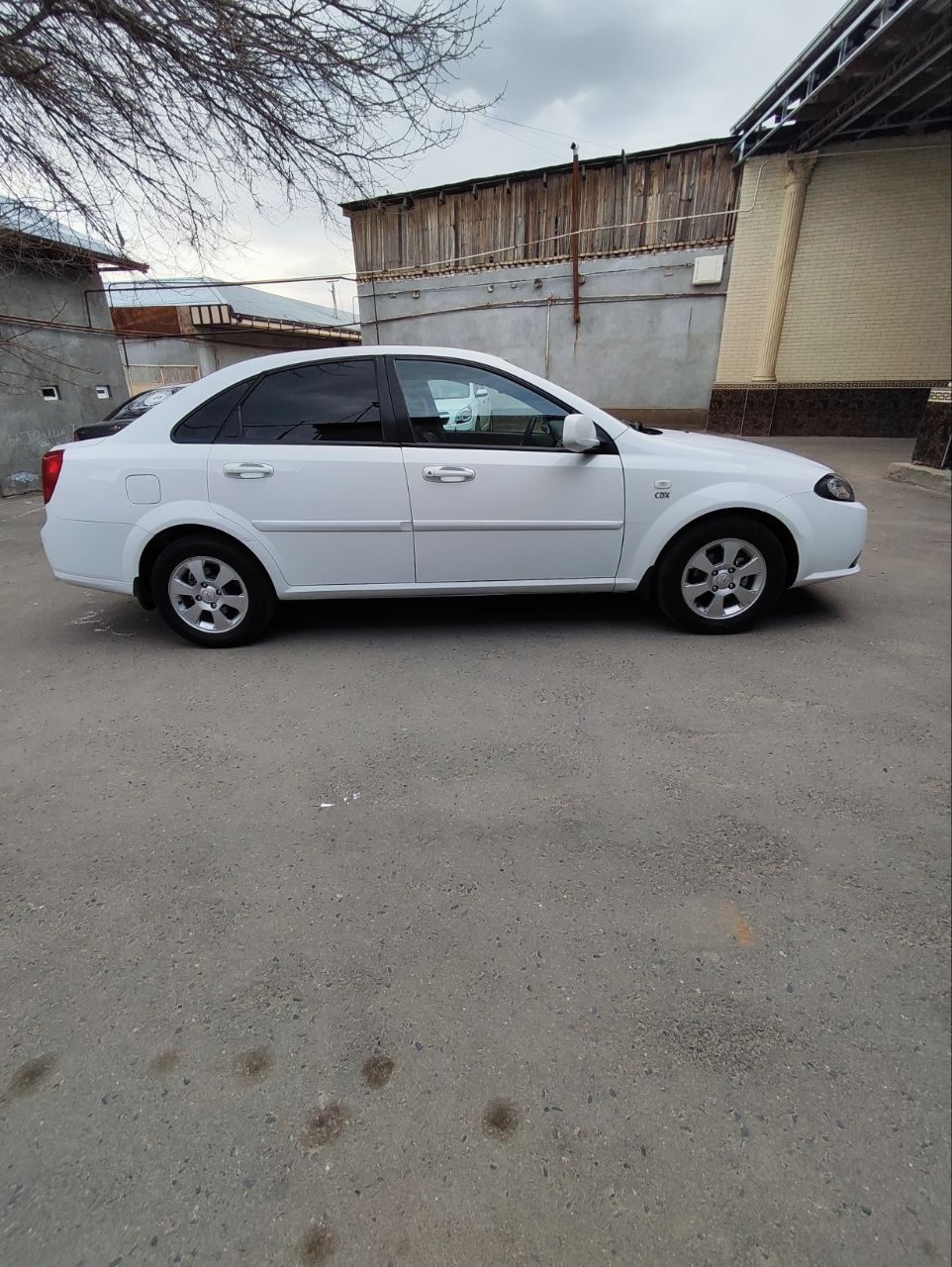 Chevrolet Gentra. 3 позиция элеганть плюс 15500.уе