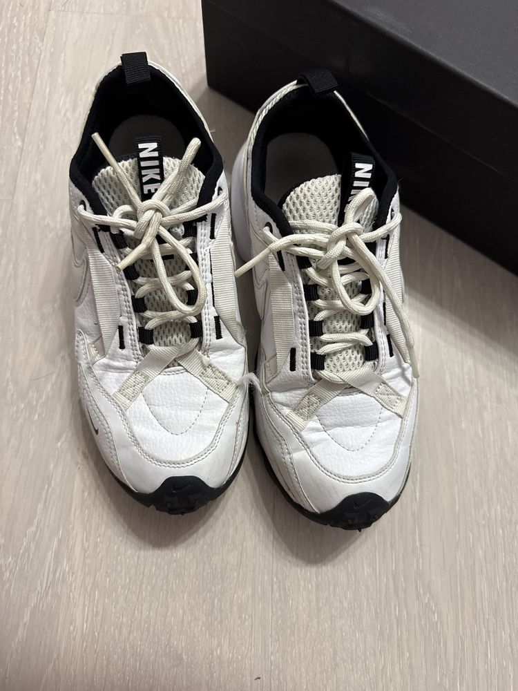 Nike оригинални пролетнни обувки