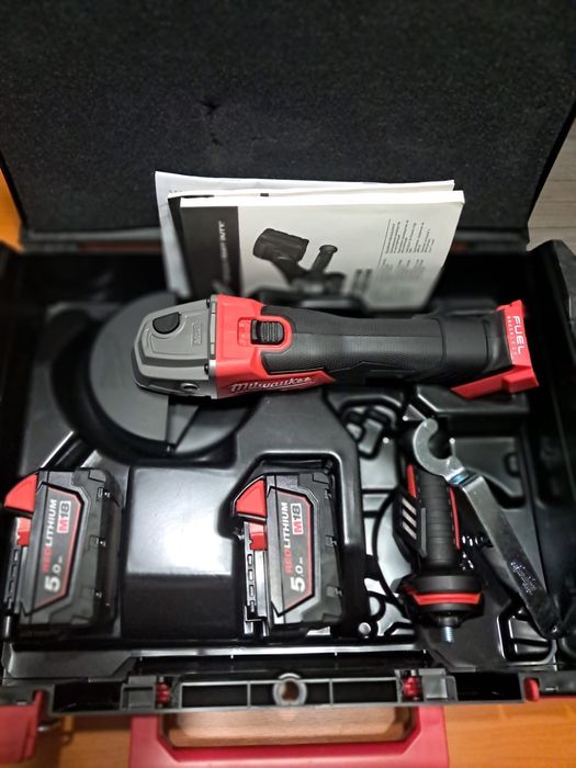 Pachet 2 scule Milwaukee M18 FPP2BG-502X cu 3 acumulatori