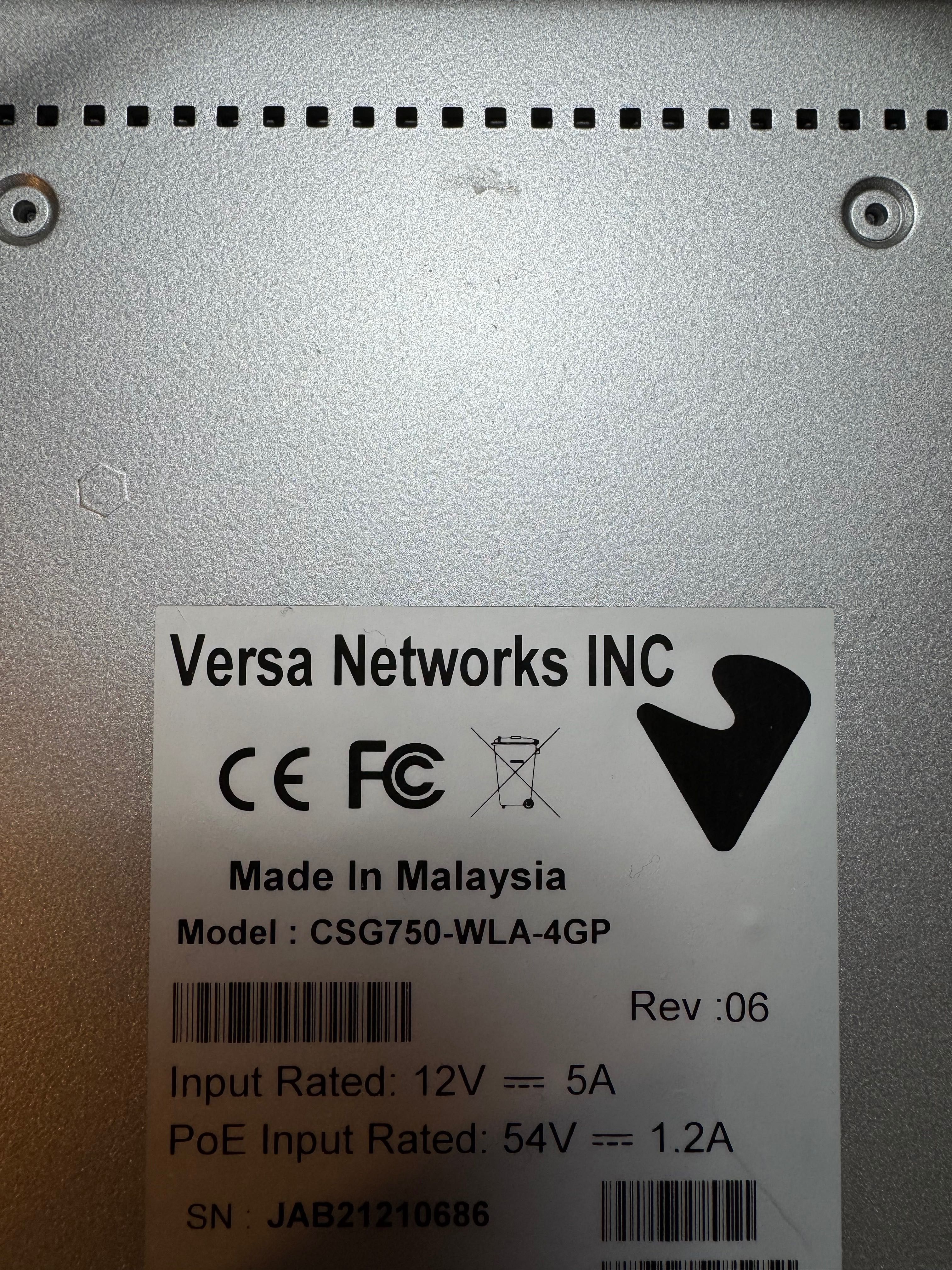 Router Versa Networks CSG750