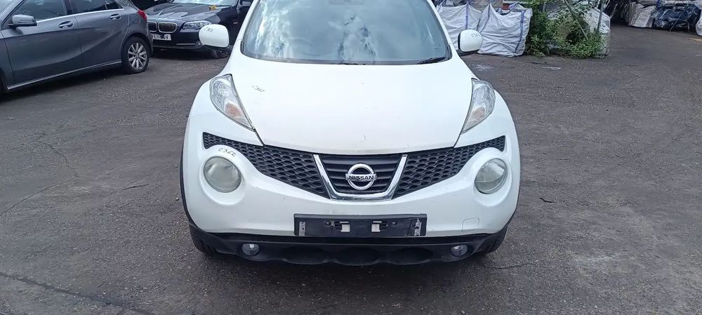 Dezmembrari / Dezmembrez Nissan Juke 1.6 Benz HR16DE cutie viteze automata cod culoare 326 Brilliant White