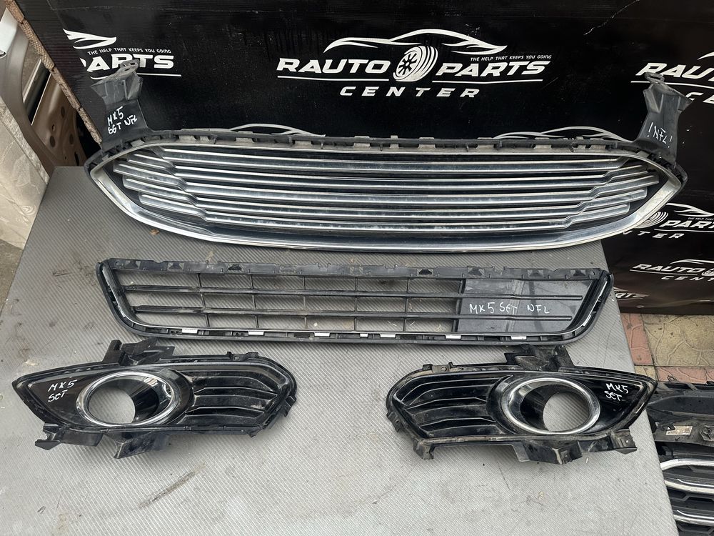 Grila / set complet Ford Mondeo MK5 nonfacelift 2015/2016/2017/2018