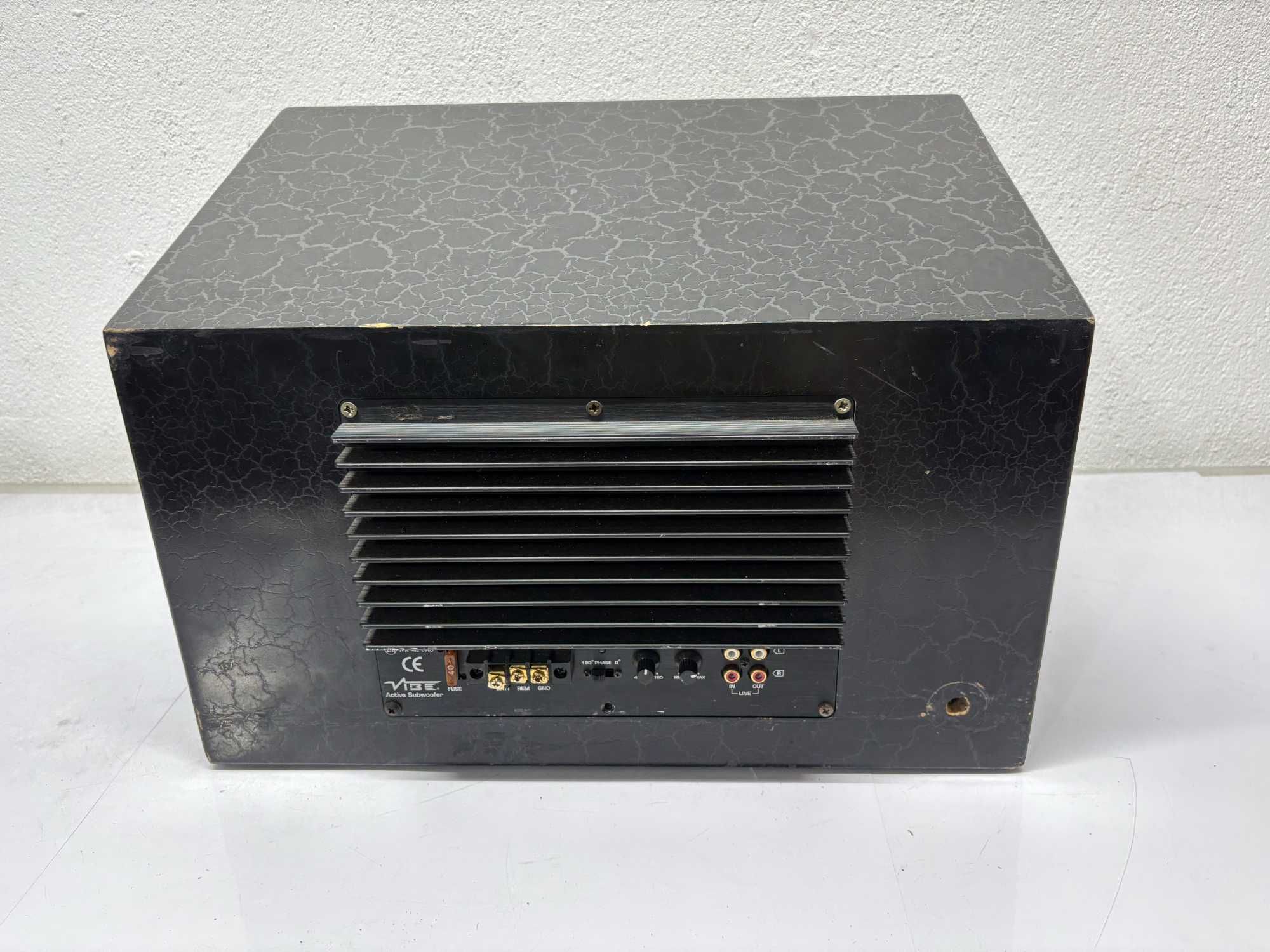 Буфер за кола - VIBE CBR12 / 700W