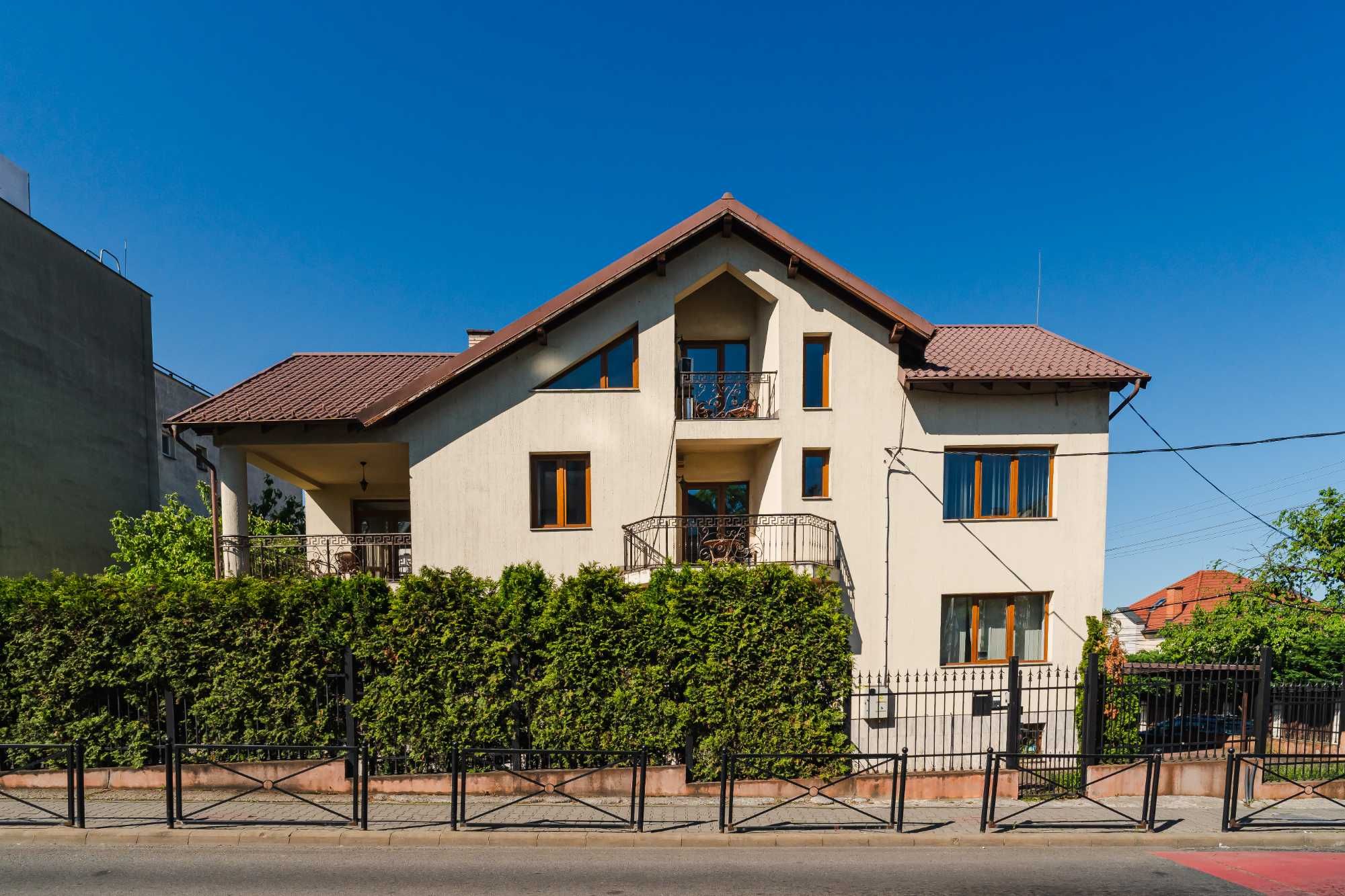 Spațiu de birouri generos, 400 mp, Str. Republicii