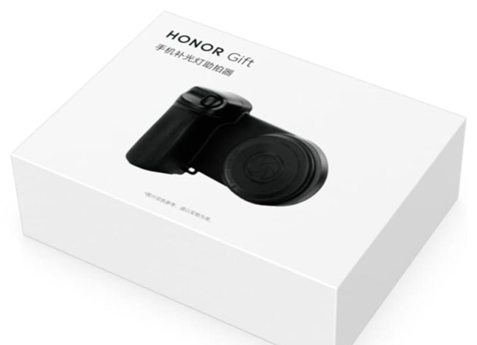 Светильник для камеры телефона.