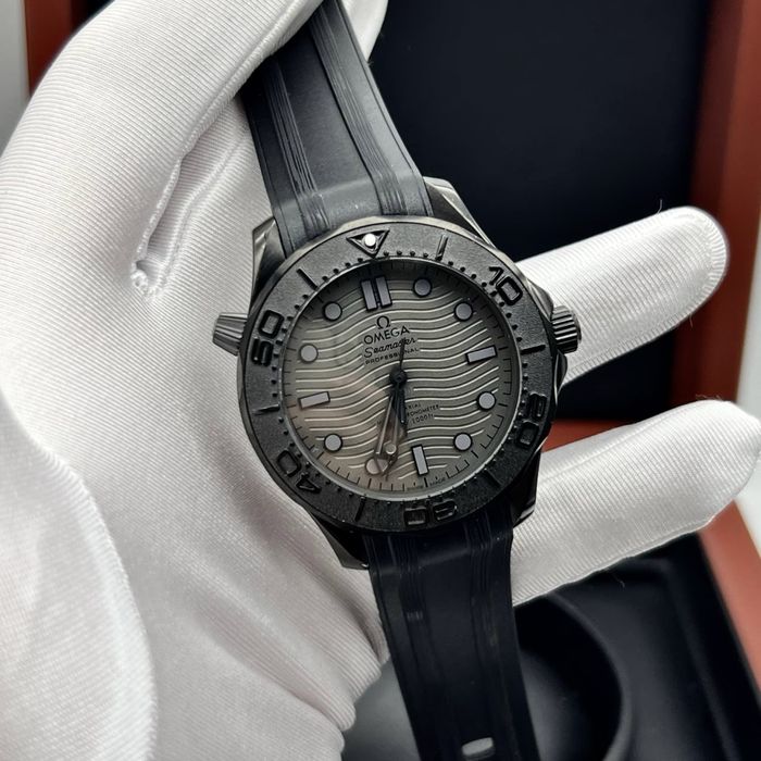 Omega Seamaster Black