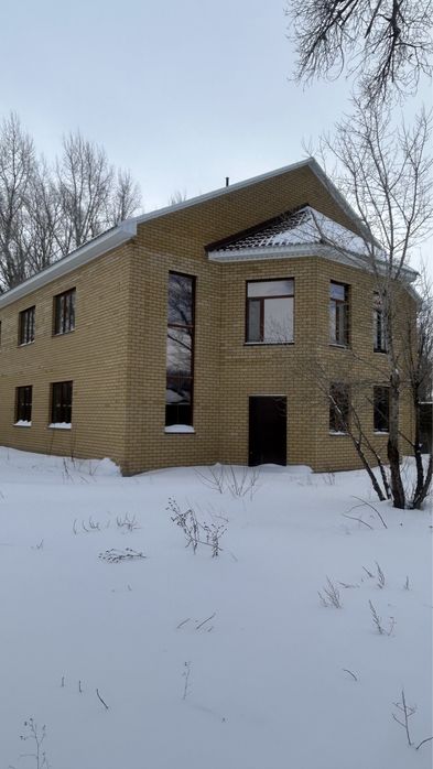 Дом за базой отдыха Тау на берегу Каргалы
