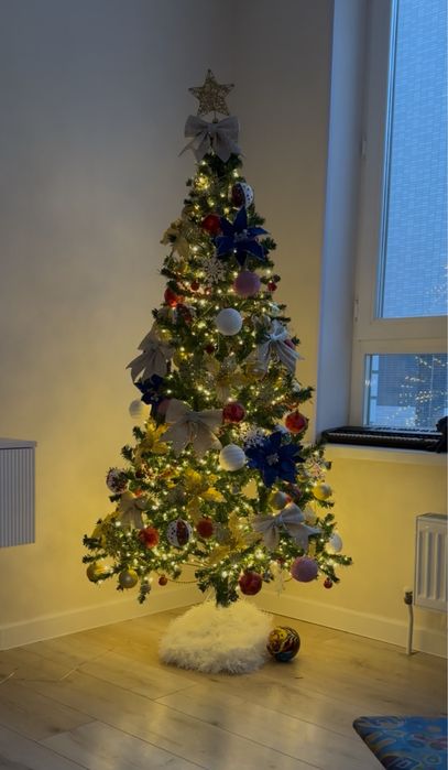 Продам Ёлку 180 см