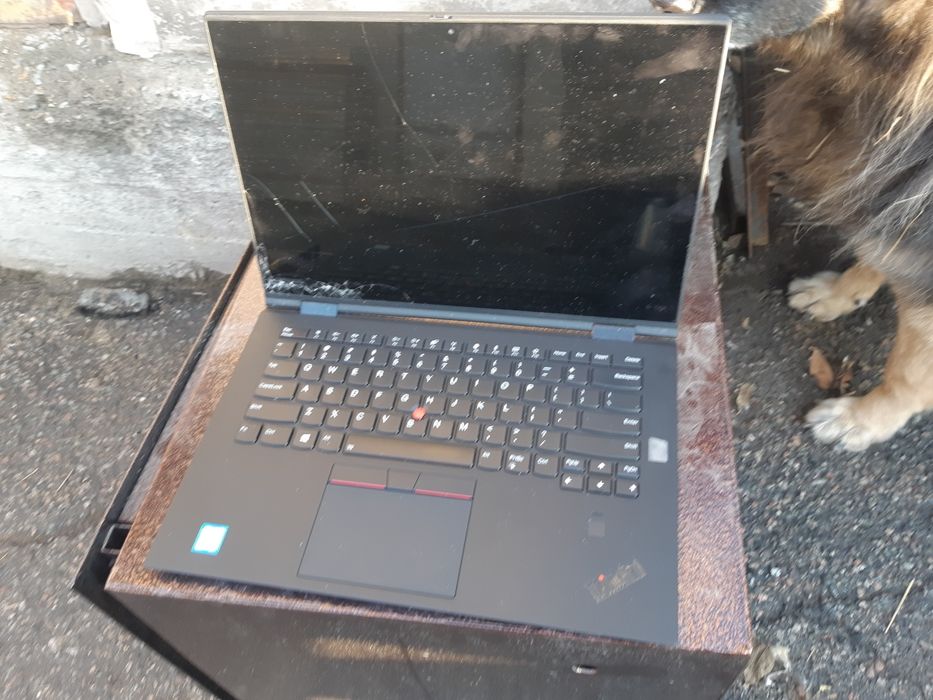 СенсорныйThinkpad  X1 yoga gen 3, i5-8/8