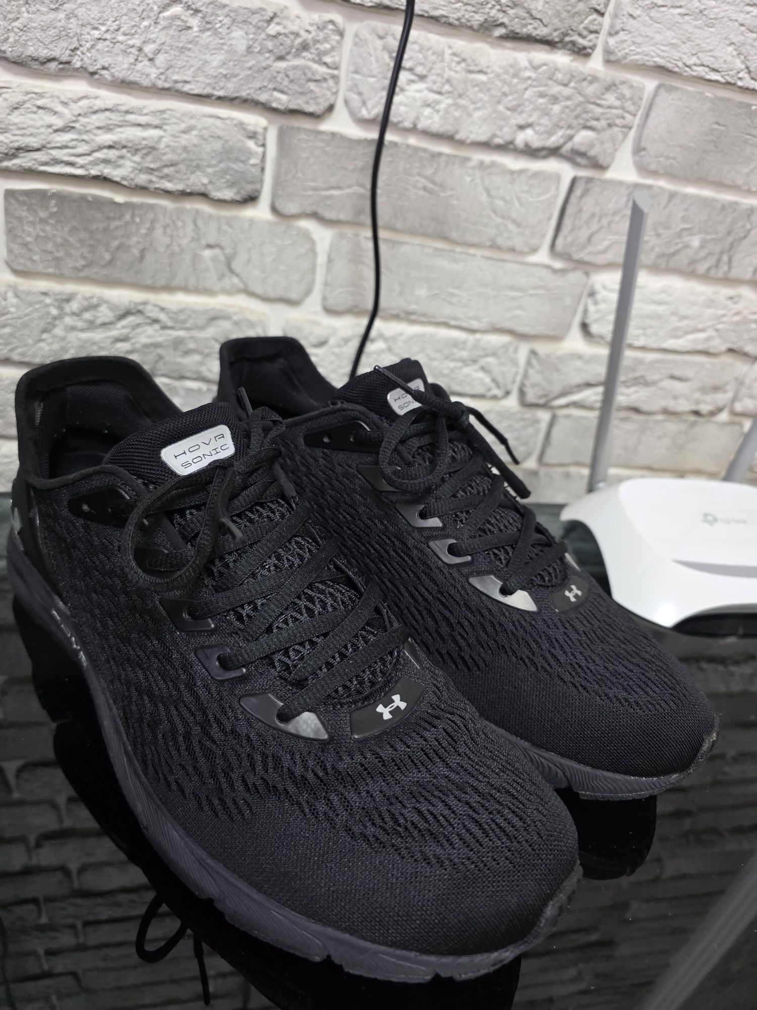 кроссы Under armour HOVR