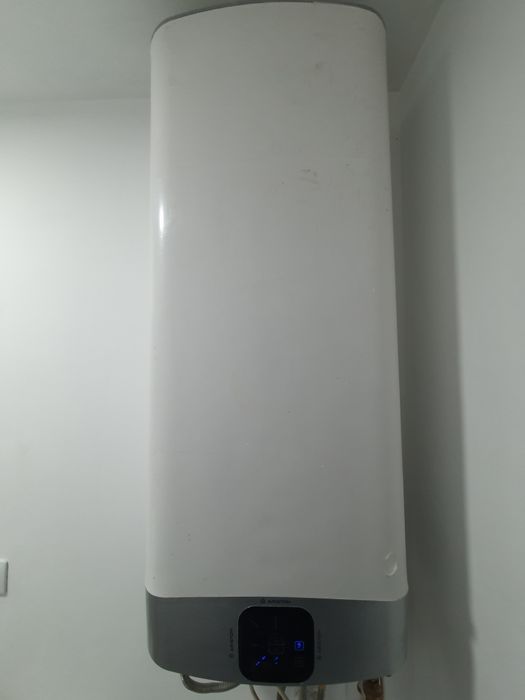 Boiler electric Ariston Velis Evo 100
