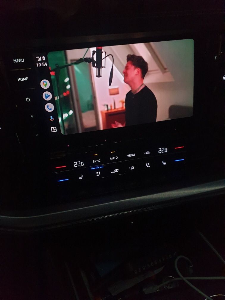 Apple CarPlay,AndroidAuto Volkswagen Touareg III CR7 fab. 2019-2022