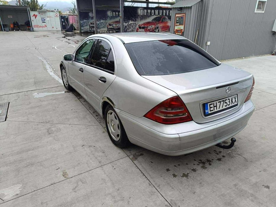 Мерцедес C200 2001г