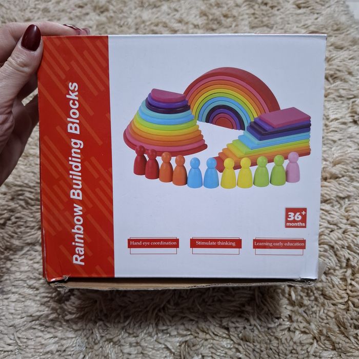 Дървена игра с дъга