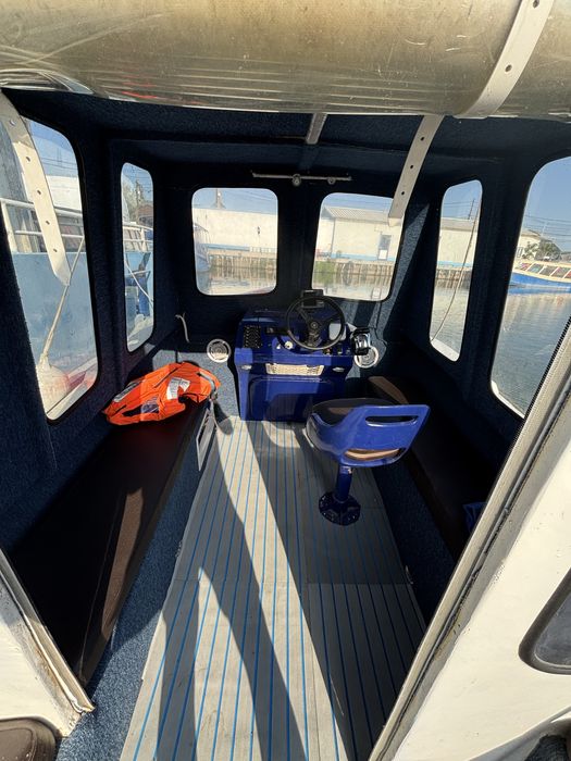 Barca cabinata spania 625