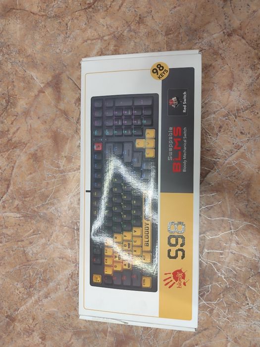 механическая клавиатура bloody s98 красные свечи