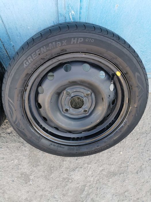 Автошины R15 195x55 б/у 2шт.